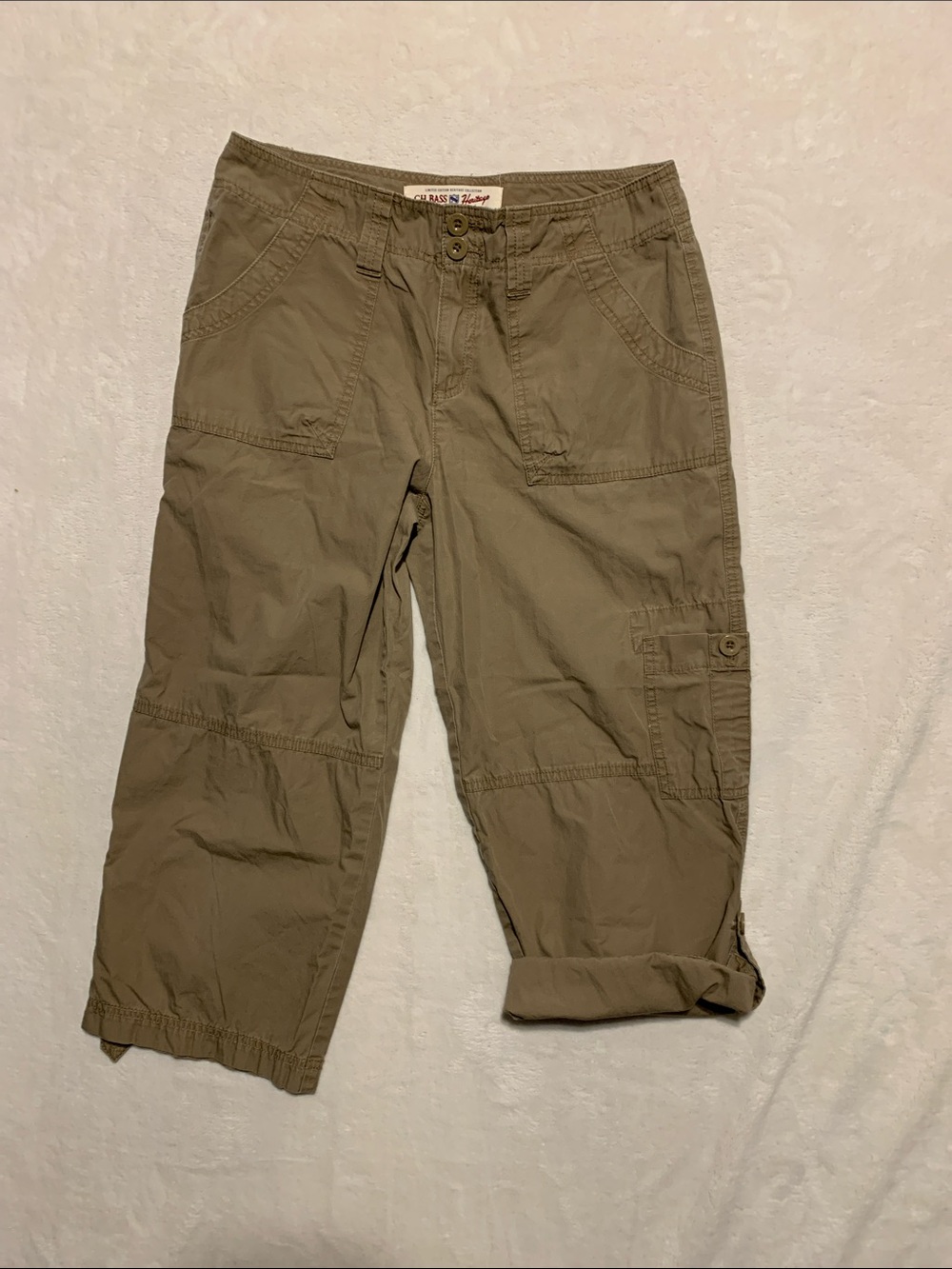 G H Bass Heritage Women’s Size 8 cargo capris roll up